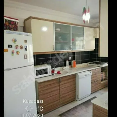 Big Full 2+1 House, Aparted Kitchen, Feel Like * 库萨达斯